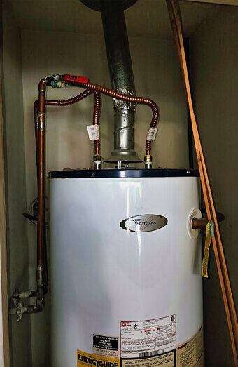 https://plumbersouthperth.com.au/uploads/2025/06/hot-water-650217.jpg