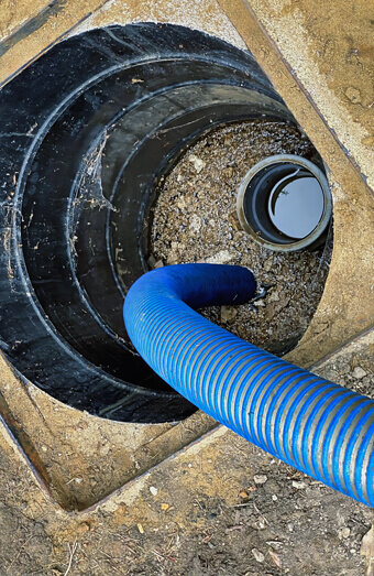 https://plumbersouthperth.com.au/uploads/2025/06/pipe-relining-84958.jpg